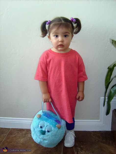 Monsters Inc. Boo Baby Costume 😭 Kids Halloween Costume Ideas, Diy Halloween Costumes For Girls, Monsters Inc Halloween, Boo Halloween Costume, Boo Costume, Easy Halloween Costumes Kids, Dolphin Decor, Monsters Inc Boo, Halloween Costumes 2014