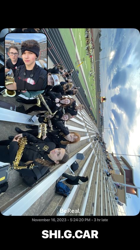 Marching Band Boyfriend Aesthetic, Marching Band Couple Aesthetic, High School Marching Band Aesthetic, Marching Band Couples, Marching Band Aesthetic, Marching Band Pictures, Marching Band Aesthetic Percussion, Senior Year Planning, Colour Guard