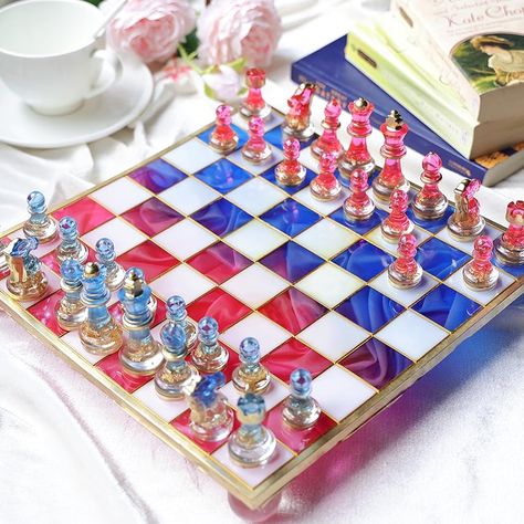 Post by LET'S RESIN Diy Resin Chess Set, Chess Resin Idea, Resin Checkers Set, Resin Chess Set, Chess Set Resin, Diy Resin Gifts, Game Pieces, Chess Set, Resin Molds