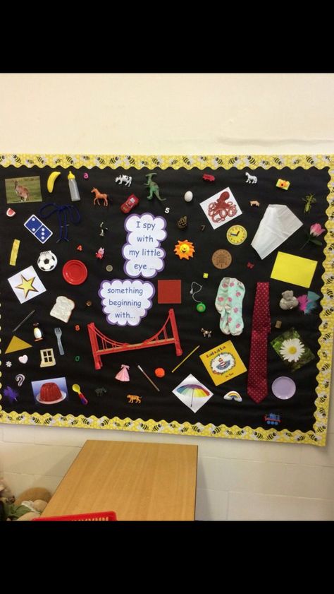 I Spy phonics display board Phonics Board Display, I Spy Wall, Phonics Display Board, I Spy Phonics, Phonics Display, I Spy Games, Nursery Activities, Classroom Displays, School Age