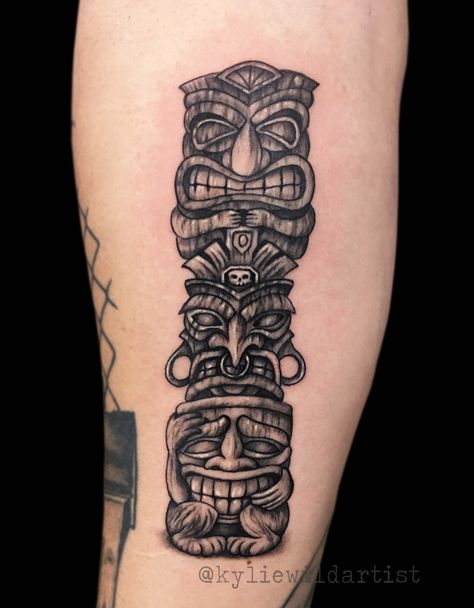 Tiki Leg Tattoo, Tiki Totem Tattoo, Hawaiian Culture Tattoo, Tiki Tattoo Hawaiian, Tiki Mask Tattoo, Tiki Tattoo Ideas, Totem Tattoo Design, Aztec Totem, Totem Pole Tattoo