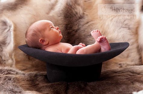 Cowboy hat pic @Toni Griffin Newborn Cowboy, Heritage Photography, Kid Pics, Baby Boy Newborn Pictures, Newborn Photography Boy, Baby Pictures Newborn, Newborn Family Photos, Cowboy Baby, Camera Tips