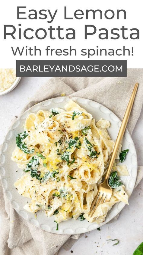 This lemon ricotta pasta with spinach is an easy, weeknight meal that comes together in less than 30 minutes! It's light, fresh, and super simple for a delicious vegetarian summer pasta. Ricotta Pasta Recipes, Lemon Ricotta Pasta, Spinach Ricotta Pasta, Lemon Pasta Recipes, Spinach Pasta Recipes, Pasta With Spinach, Favorite Pasta Recipes, Pasta Sauce Homemade, Cherry Tomato Pasta