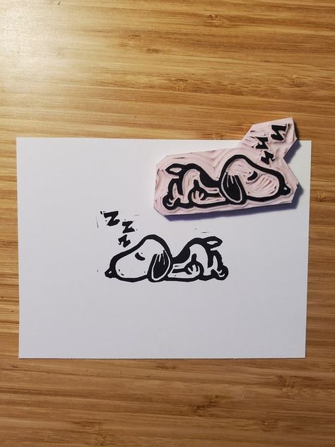 Small Stamp Ideas, Cute Vinyl Stickers, Fun Sketches, Snoopy Sleeping, Print Making Designs, Linocut Printing, Eraser Stamp, Lino Block, Relief Printmaking