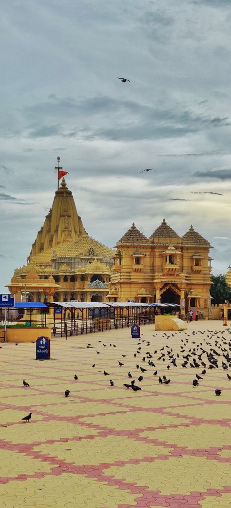 Somnath Temple Photography, Somnath Temple, Dwarikadhish Hd Wallpaper, Temple Wallpaper, Home Bar Rooms, Temple Photography, Bar Room, Photo Art Gallery, My Photo Gallery