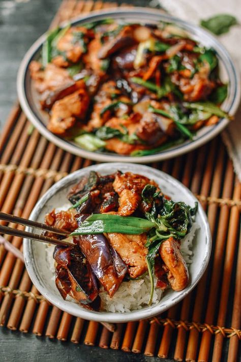 Inspiration for backpacking meal: Thai Eggplant Stir-fry with Chicken & Basil, by thewoksoflife.com. Chicken Eggplant Stirfry, Chicken Thai Basil, Chinese Aubergine, Eggplant With Garlic Sauce, Eggplant Stir Fry, Chicken Basil, Chicken Eggplant, Japanese Eggplant, Thai Eggplant