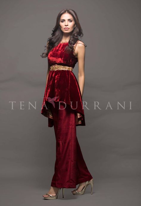 Velvet Stylish Dresses, Lohri Outfits For Women, Velvet Dress Designs Fashion, Velvet Dress Designs Pakistani, Velvet Dress Ideas, Latest Velvet Dresses, Velvet Dresses Outfit, Velvet Suit Design, Trendy Outfits Indian