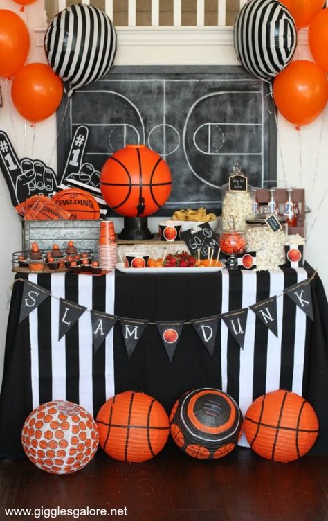 Let the madness begin! Plan a March Madness Basketball party and invite friends over to watch the Big Dance! #marchmadness #basketball #partydecor #fun365 March Madness Party Decorations, Basketball Themed Birthday Party, March Madness Parties, Basketball Theme Birthday, Thanksgiving Games For Adults, Basketball Baby Shower, Bagel Bar, Basketball Theme Party, Basketball Decorations