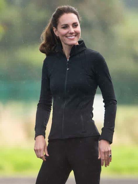 I tried Kate Middleton's exhausting workout routine for 14 days - watch | HELLO! Pippa Middleton Diet, Kate Middleton Weight, Kate Middleton Diet, Cambridge Family, Kate Middleton Photos, Catherine The Great, Catherine Duchess Of Cambridge, Middleton Style, Princess Kate Middleton