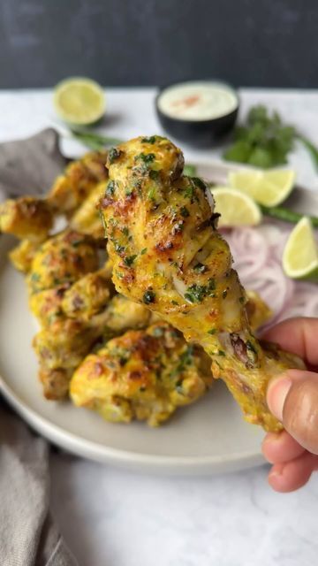 Marinated Drumsticks, Cupid Shuffle, Chicken Starter Recipes, Basting Sauce, Garam Masala Powder, Green Cardamom, Chicken Tenderloin Recipes, Creamy Yogurt, Iftar Recipes