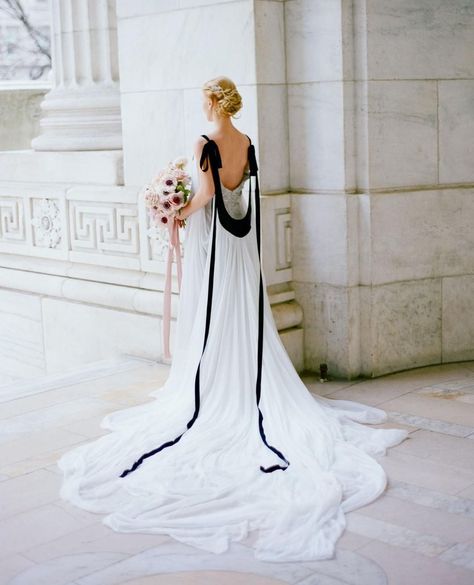 Carol Hannah on Instagram: “Ephemera. She's one of those gowns you have to experience for yourself: a flirty fitted interior, a romantically draped exterior, and eye-…” New York Public Library Wedding, White Rehearsal Dress, Public Library Wedding, Nontraditional Bride, Draped Wedding Dress, Winter Wedding Gowns, Carol Hannah, Goddess Gown, Library Wedding