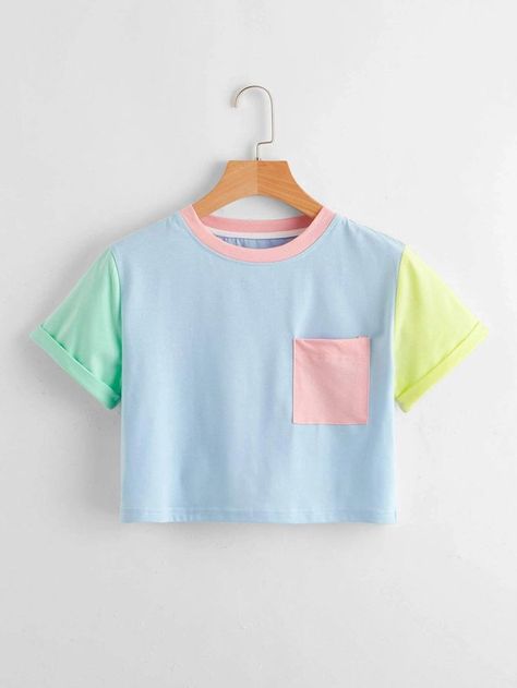 Color Blocking Outfits, Casual Outfit Inspiration, Girls Summer Outfits, Kinds Of Clothes, Girls Fashion Clothes, Fashion Kids, Crop Tee, Infant Tees, Baby Dress