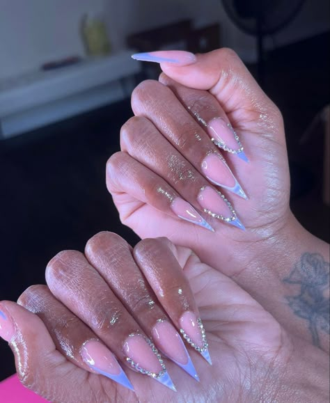 Medium Stelito Nails, Cute Short Stiletto Nails, Stiletto Nails Medium Length, Birthday Stiletto Nails, Medium Length Stiletto Nails, Medium Stiletto Acrylic Nails, Stiletto Nails Black Women, Stiletto Birthday Nails, Steletoes Nails French Tip