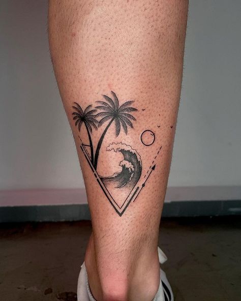 Palm Tree Tattoo Ideas, Surfer Tattoo, Tree Tattoo Ideas, Ankle Tattoo Men, Tree Tattoo Men, Surf Tattoo, Pola Tato, Tattoos Infinity, Palm Tattoos