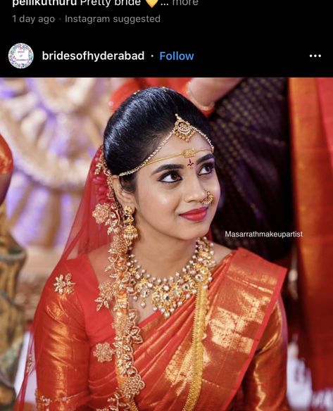 Telugu Bride Muhurtham Look, South Indian Head Jewelry, Bridal Makeover South Indian, Basingalu Designs For Bride, Bridal Maangtika Designs, Basingalu For Wedding Designs, Engagement Bride Look Indian, Telugu Bride Look, South Indian Bride Hairstyle Muhurtham Front