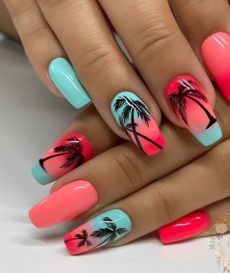 Ready for summer? Discover the hottest beach nail trends that are super cute and on point! Get inspired and nail your summer look. Maldives Nails, Jamaica Nails, Vacation Nail Designs, Hawaiian Nails, Tropical Nail Designs, Cruise Nails, Beach Nail Art, Palm Tree Nails, Beach Nail Designs