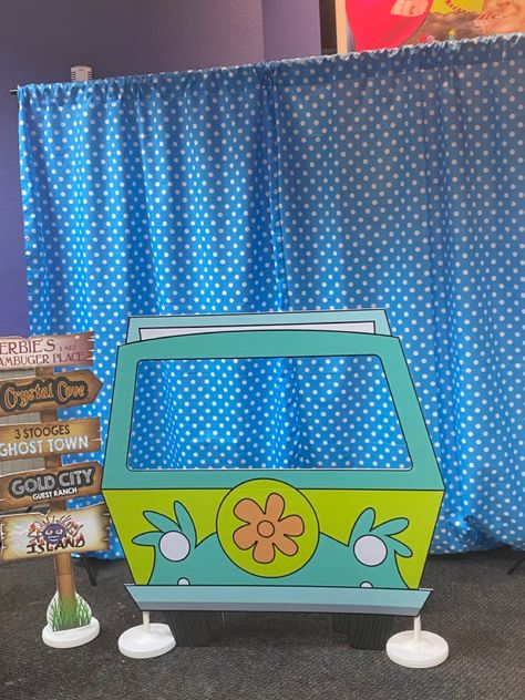 Scooby Doo Cardboard Cutout, Scooby Doo Classroom Decorations, Scooby Doo Photo Booth, Scooby Doo Hallway Decorations, Scooby Doo Backdrop, Scooby Doo Party Decorations Diy, Scooby Doo Birthday Party Decorations, Scooby Doo Second Birthday, Scooby Doo Diy Decorations