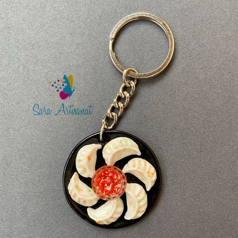 DIY Clay Fridge Magnets: Creative Projects for Beginners Clay Magnet Ideas, Clay Fridge Magnets, Clay Keyring, Realistic Paper Flowers, Clay Fridge, Painting Colour, Fairy House Crafts, Indian Wall Art, Miniature Clay