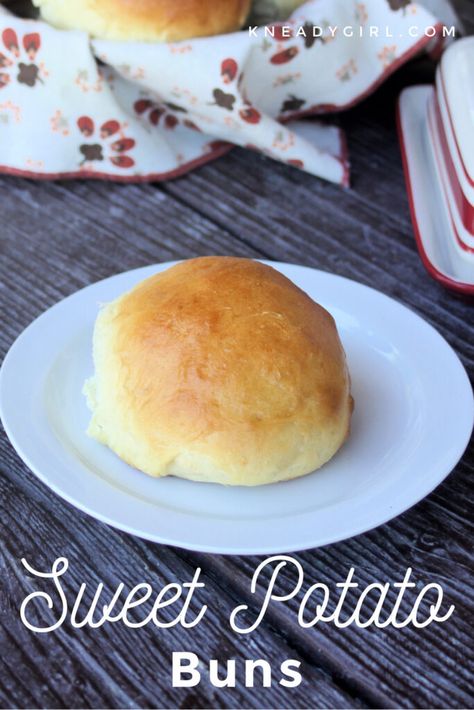 Potato Buns Recipe, Potato Bun Recipe, Potato Dinner Rolls, Potato Buns, Sweet Potato Rolls, Sweet Potato Dinner, Sweet Potato Buns, Savory Bread Recipe, Homemade Baked Bread