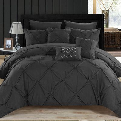 Idea Bedroom, Lights Room, Decorations Lights, Chic Home Design, Decorations Bedroom, Black Comforter, Neutral Bedrooms, Rooms Decor, Decoration Aesthetic