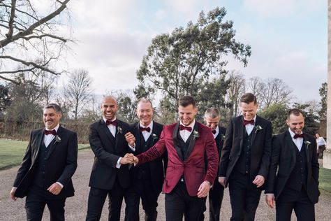 Groomsmen Christmas Wedding, Christmas Wedding Tuxedo, Christmas Wedding Groomsmen Attire, December Wedding Groomsmen, Dark Red Wedding Suit, Christmas Groomsmen Attire, Christmas Wedding Party Attire, Christmas Wedding Bridal Party, Winter Wedding Suits Groom Attire