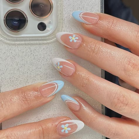 Spring Acrylic Nails, Simple Gel Nails, Summery Nails, Casual Nails, Classy Acrylic Nails, Soft Nails, Heart Nails, Dream Nails, Floral Nails