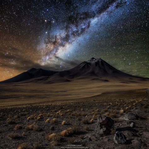 Magical of the Night - Magical of the night in Atacama Desert, Chile. Atacama Desert Chile, Atacama Desert, Landscape Features, Cool Landscapes, The Night Sky, Desert Landscaping, Nature Travel, Milky Way, Nature Photos