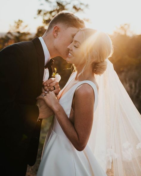 Emily Hancock on Instagram: “What. A. Year. & what a privilege it is to be your wife, William Hancock! Here’s to being wherever you are for all the years to come.…” Clo Crepe, Kisses For The Mrs, Wedding Hacienda, Wedding Photo List, Jenny Yoo Collection, Sunset Wedding Photos, Wedding Portrait Poses, Wedding Details Photography, Wedding Picture Poses