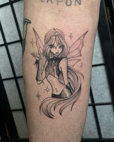 Dark Bloom from Winx Club done today for @puritypuddlee !! Thanks for picking my flash GF 🫶 Keen to book? Dm me or call/dm my studio @fullspectrumtattoo ✨ 🫧USE CODE “LEXORCIST10” for 10% off AFTERCARE COLLECTIVE ✨ @aftercare_collective #tattoo #y2k #melbournetattoo #finelinetatoo #flashtattoo #y2ktattoo #winxclub #bloom Y2k Anime Tattoo, Winx Club Tattoo Ideas, Winx Tattoos, Winx Club Tattoo, Dark Bloom Winx Club, Bloom From Winx Club, Y2k Tattoos, Y2k Tattoo Ideas, Trippy Tattoo Ideas