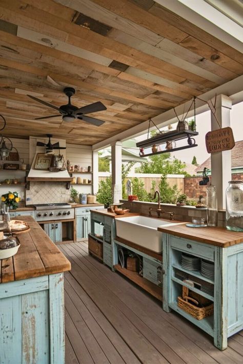 30 DIY Outdoor Kitchen [Easy To Copy] – craftydiyers.com Outdoor Kitchen With Bar Ideas, Communal Outdoor Kitchen, Cottage Outdoor Kitchen, Outdoor Patio Ideas Kitchen, Homemade Outdoor Kitchen, Rustic Outdoor Kitchen On A Budget, Outdoor Kitchen Cheap, Outdoor Canning Kitchen, Pallet Outdoor Kitchen