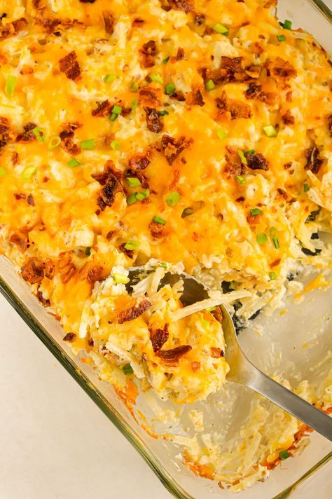 Chicken Bacon Ranch Hashbrown Casserole, Cheesy Potato And Chicken Casserole, Shredded Chicken Hashbrown Casserole, Chicken Hashbrown Casserole Easy, Chicken Casserole With Hashbrowns, Chicken And Hash Brown Casserole, Buffalo Chicken Hashbrown Casserole, Chicken Broccoli Hashbrown Casserole, Chicken Hashbrown Recipes