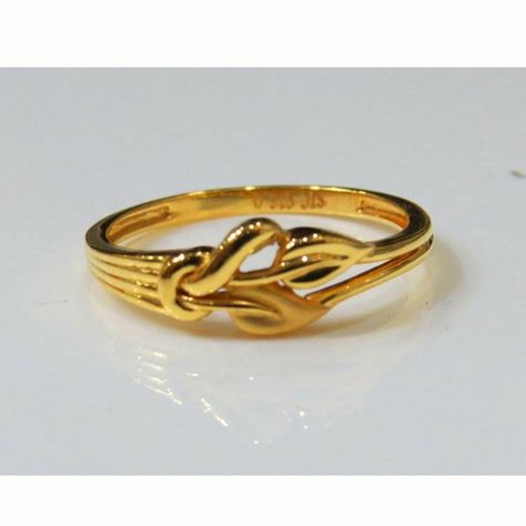 New Ring Designs Gold, False Sealing, Gods Pictures, Aesthetic Engagement Ring, Silver Toes, Engagement Ring Non Traditional, Necklace Women Gold, Women Gold Chain, Aesthetic Engagement