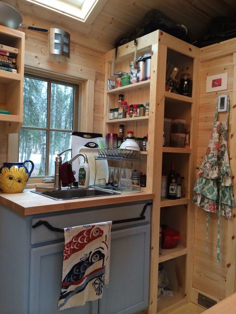 Tiny House Kitchen Shelves, Homestead Tiny House, Moody Tiny House, Tiny Home Pantry, Tiny House Pantry, Tiny Home Kitchen Ideas, Tiny Cabin Kitchen, Tiny Cabins Interiors, Tumbleweed Tiny Homes