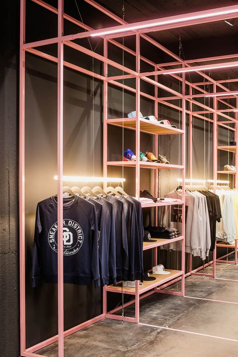 FRAME | Everyone is falling head over sneakers in Antwerp Butik Design, Clothing Store Displays, Clothing Store Interior, Interior Design Minimalist, Clothing Store Design, Store Design Boutique, Store Layout, Store Interiors, Antwerp Belgium