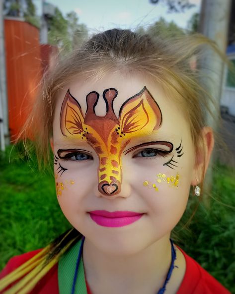 Horse Face Paint, Animal Face Paintings, Festival Face Paint, Christmas Face Painting, Girl Face Painting, Face Glitter, Face Painting Tutorials, Disney Princess Artwork, Face Painting Easy