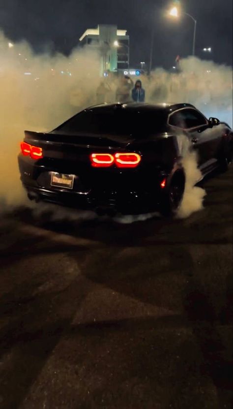 Car Takeover Aesthetic, Fast Car Aesthetic, Camaro Wallpaper, Motos Yamaha, Camaro Car, Street Racing Cars, Street Racing, Pretty Cars, Drift Cars