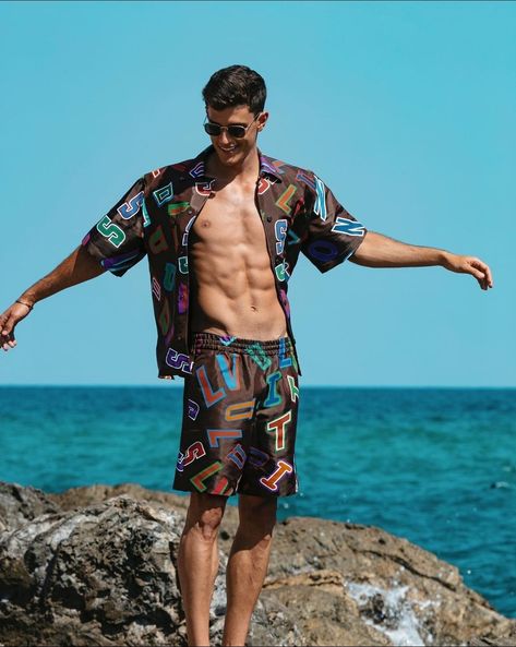 Mens Beach Outfits, Xavier Serrano, Swimwear Aesthetic, Swimwear Photoshoot, Swimsuits Photoshoot, Pool Party Outfits, Killer Abs, Summer Photoshoot, Beach Swimwear