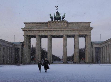 Berlin In Winter, Berlin Winter, Visit Berlin, Europe Winter, Winter Aesthetic, Berlin Germany, What Is Life About, Having Fun, A World