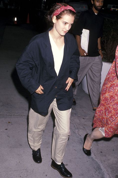 Winona Ryder Style, Winona Ryder 90s, Johnny Depp And Winona, Style Androgyne, 49th Birthday, 90s Grunge Hair, Winona Forever, Androgynous Style, 1990s Fashion