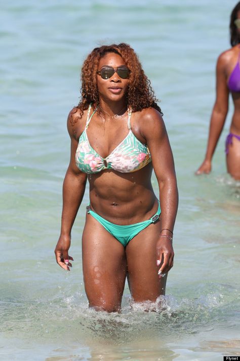 serena williams bikini Serena Williams Body, Miami Photos, 90s Hip Hop Fashion, Curvy Swimwear, Venus Williams, Curvy Women Outfits, Serena Williams, Celebrities Female, String Bikinis