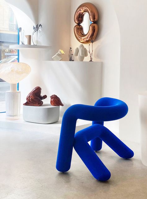 Furniture and accessories in the season’s coolest shade: cobalt blue Blue Details Interior, Cobalt Blue Interior Design, Cobalt Blue Interior, Cobalt Blue Bedroom, Cobalt Interior, Cobalt Blue Bedrooms, Cobalt Blue Wallpaper, Cobalt Blue Decor, Bold Chairs