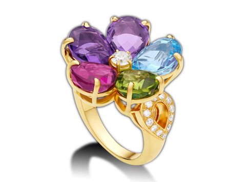 Bvlgari - Sapphire Flower ring mounted on yellow gold with amethysts, topaz, peridot, rubellite and pavé diamonds, ~ 14'410 Euros Bvlgari Ring, Bulgari Jewelry, Fancy Sapphire, Bvlgari Jewelry, Precious Rings, Colored Engagement Rings, Jewellery Marketing, International Jewelry, Jewels Rings