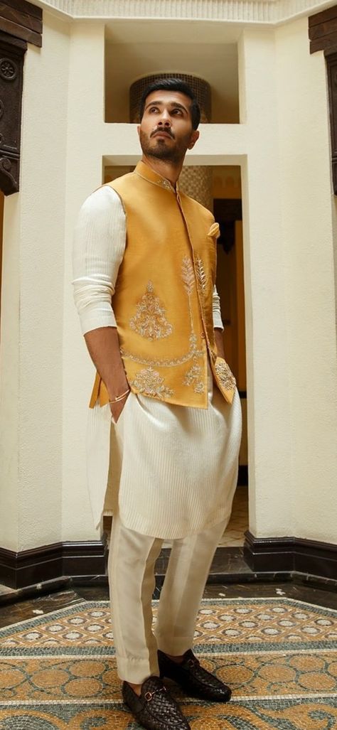 Shaddi Outfit Men, Mehendi Outfit For Men Indian Weddings, Feroze Khan In Traditional, Men Mehendi Outfits, Feroze Khan Kurta, Haldi Look For Men, Ring Ceremony Outfit For Men, Mens Indian Wear Classy, Kurta For Haldi Function Men