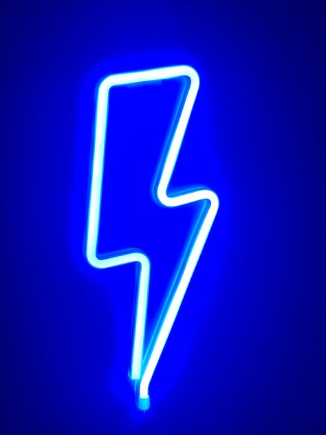 Neon Blue Asthetics, Led Rossi, Neon Blue Aesthetic, Blue Apps, Blue Lightning Bolt, Lightning Bolt Pattern, Neon Light Wallpaper, Black And Blue Wallpaper, Blue Neon Lights