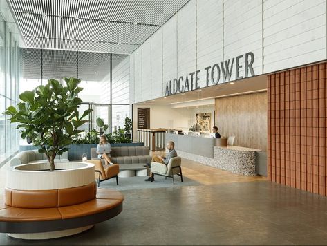 Aldgate Tower | SCP Life Vertikal Garden, Building Lobby, Lobby Interior Design, Office Lobby, Hospital Interior, London Office, Lobby Interior, Hospital Interior Design, Lobby Design