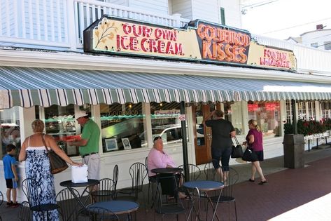 York Beach, Maine | Skee-Ball, Goldenrod Kisses, and the Most Photographed Lighthouse in New England Maine Aesthetic, Boston Activities, York Beach Maine, York Maine, England Aesthetic, Lighthouse Print, Skee Ball, Maine Travel, New England Travel