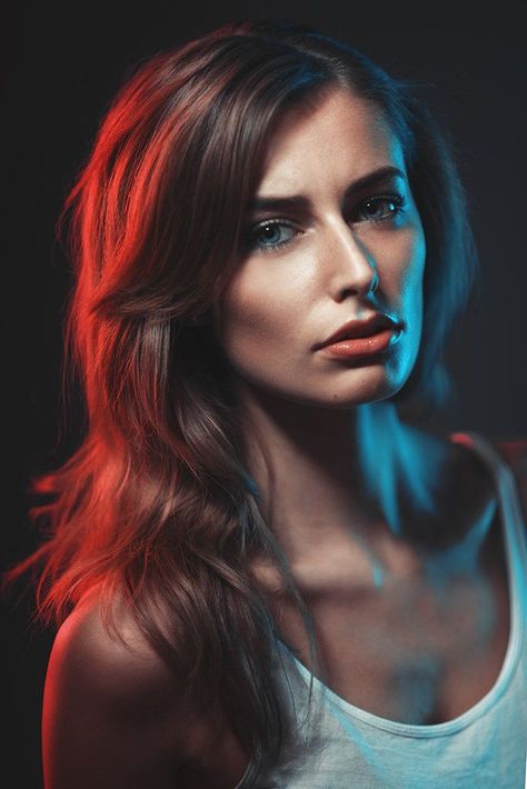 Rebecca, photographed by Grzegorz Biermanski Gel Photography, Grunge Ideas, Colour Gel Photography, Inspo Hair, Nikon D800, Portrait Lighting, Makeup Eyes, Beauty Portrait, Colorful Portrait