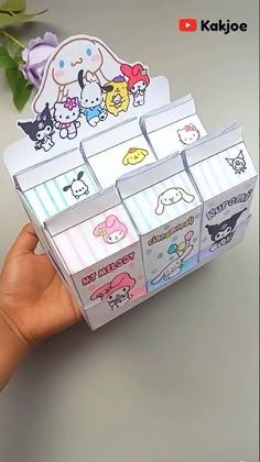 Shinchan Paper Craft, Paper Box Template Free Printable Gift Bags, Cute Stickers Sanrio, Mini Toys Diy, Paper Box Craft, Diy Kardus Bekas, Sanrio Arts And Crafts, Easy Paper Crafts Diy Cute, Diy Blind Bag Ideas