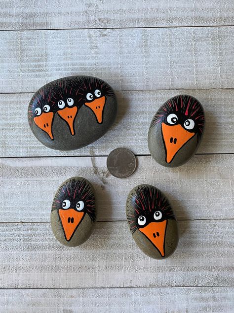 Cute painted rocks that  can be used as a magnet, general decor, or garden decoration!  Rocks are painted with acrylics, paint pens and sealed with a clear coat varnish.  Sizes of rocks will vary and a quarter is used as size reference in listing.  These rocks have a magnet attached and can be used as a magnet or decoration anyway you choose.  I can also do custom orders for smaller and larger rocks. If interested in a custom order, message me for details! :)  Details: All items are packaged wit Artistic Rock Painting, Painted Rocks Black Background, Small Rock Painting Ideas, Cute Painted Rocks, Kids Rock Painting, Panted Rocks, River Stones Crafts, Bird Rocks, Diy Rocks