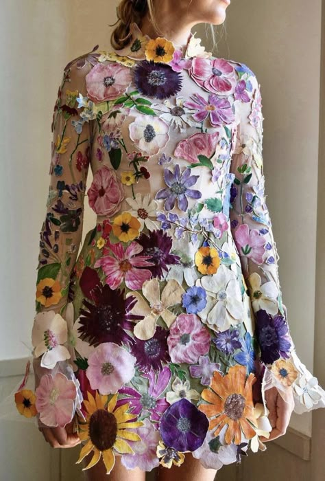 Floral Inspired Fashion, Taylor Swift Grammys 2021 Dress, Taylor Swift Grammy Flower Dress, Floral Dress Taylor Swift, Eras Tour Flower Dress, Designer Floral Dress, Taylor Flower Dress, Taylor Swift Wedding Aesthetic, Floral Fashion Aesthetic